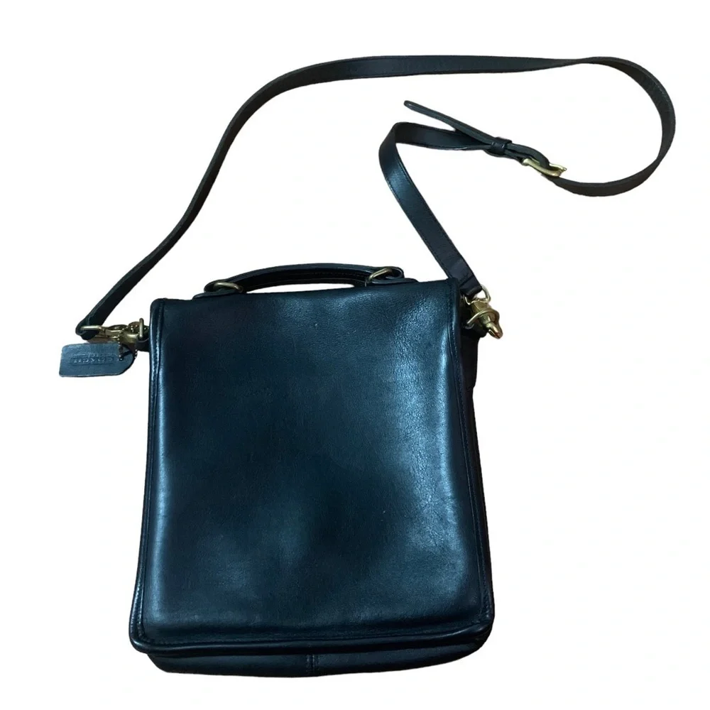 Vintage Coach Station Bag in Black Leather - Style No. 5130